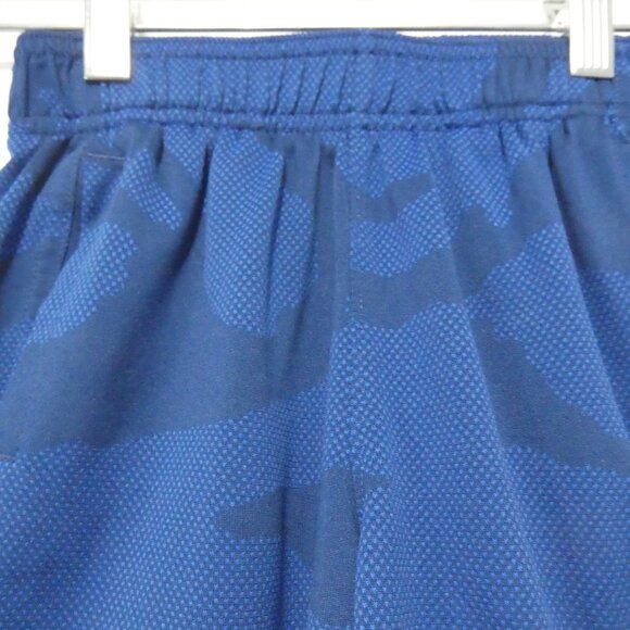 UNDER ARMOUR -Loose | youth xs - extra small | Blue Camo Exercise Shorts - Picture 4 of 14